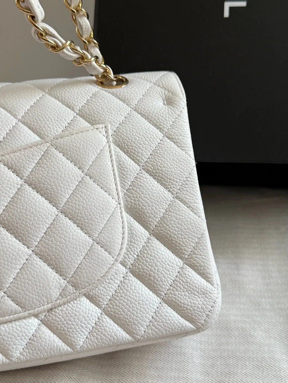 Chanel Classic Double Flap Caviar  white GHW Meduim Size